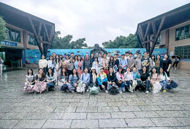 吃瓜速递黑料不打烊 吃瓜即可沉浸于海量八卦流中