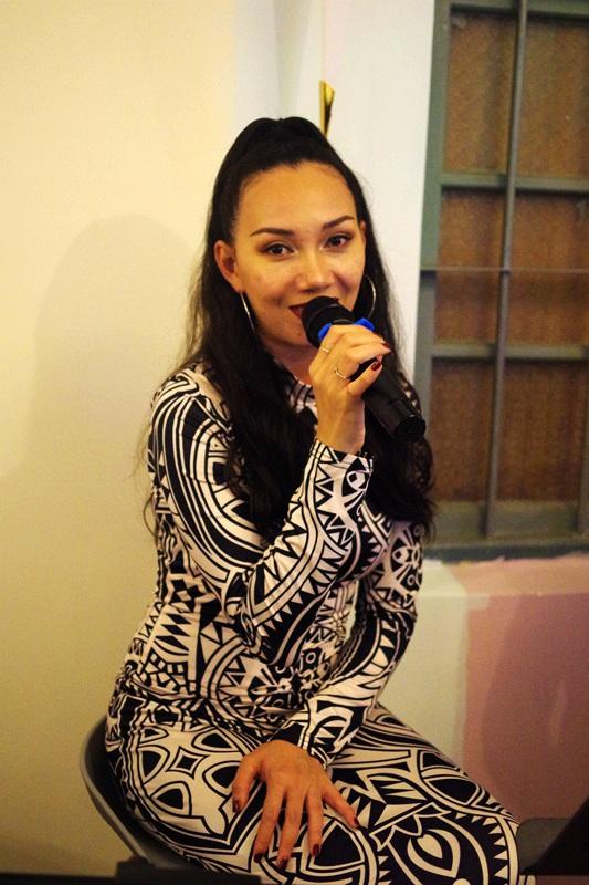 吉祥小赤佬 例如:吉祥如意——传统祝福