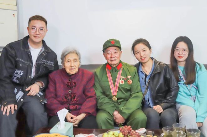 hulu5.cc 小马大车 vod