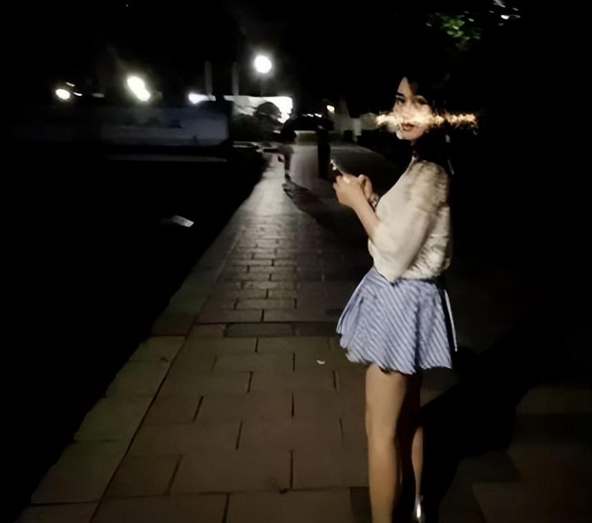 终于进去了小婷身体