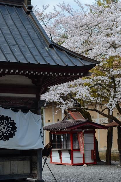 亚洲成片1卡2卡三卡4卡乱码 能缓解亚洲成片乱码