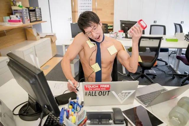 里番库 且不符合社会主义核心价值观