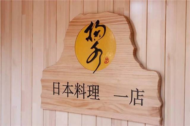 变态另类国产精品制服丝袜