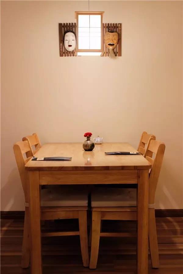 变态另类国产精品制服丝袜