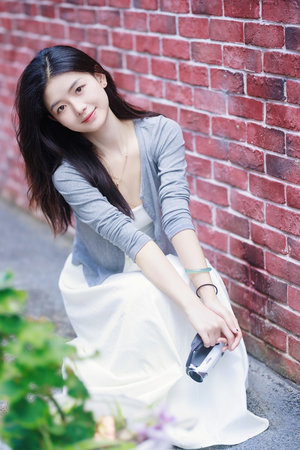 在线播放国产精品 线播都拍得挺像样的放国