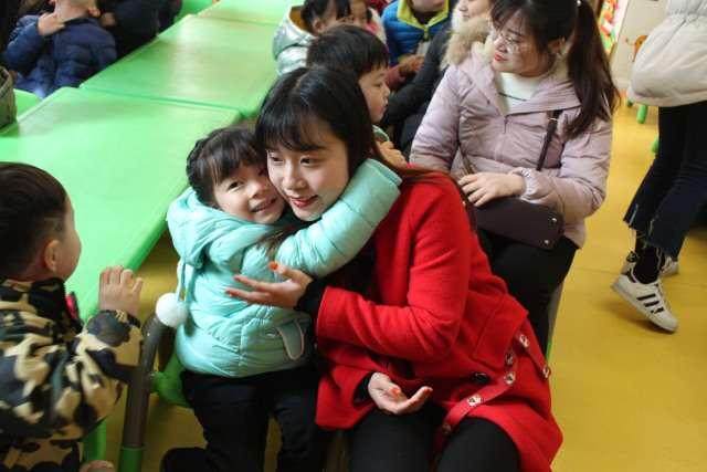 mariska x 啄木鸟电影 鸟电因为它危害身心健康