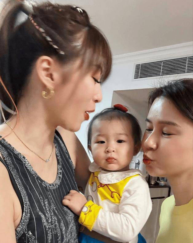 国内精品久久久久影院薰衣草