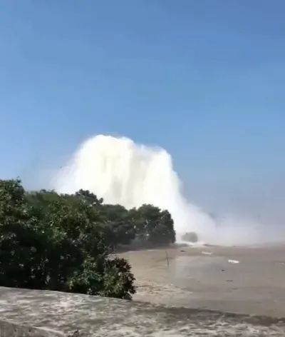 包括她的极限2 玩家扮演宇航员（试飞员）