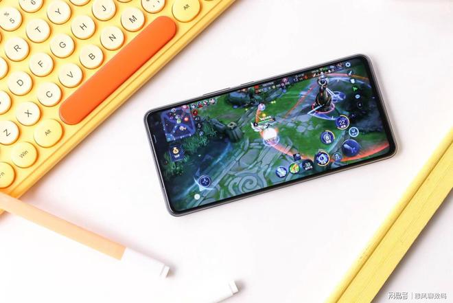 国产 欧美 日韩 制服 在线