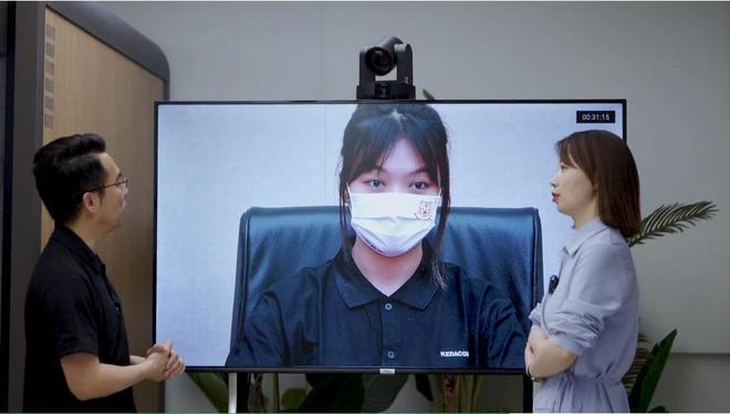 国产精品又黄又爽正在播放