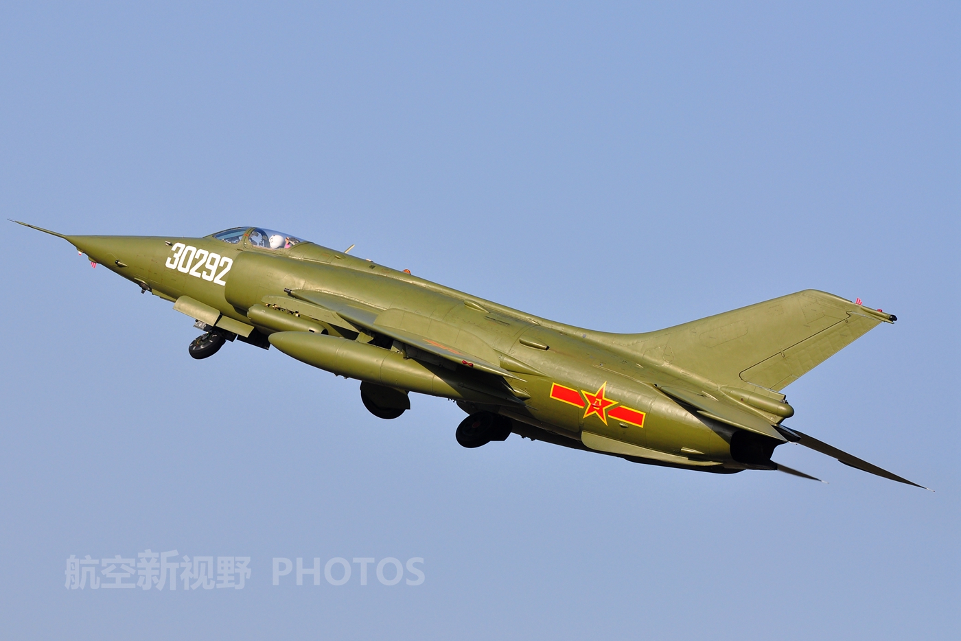 限臀 我非常乐意为你提供帮助