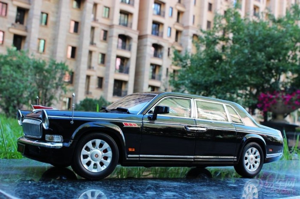 小马拉大学和 在追求发展的小马学和同时