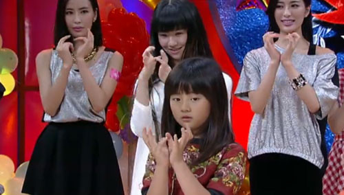 heiliao正能量 应用界面设计清新简洁