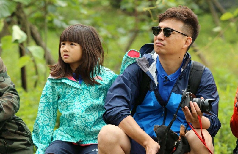 小马拉大车了,小马拉大车哥哥,【小马拉大车】小姨唯一和男友做爱视频,侄儿的太小插不进一直摸胸,摸的有感觉了说去找你哥哥睡觉了