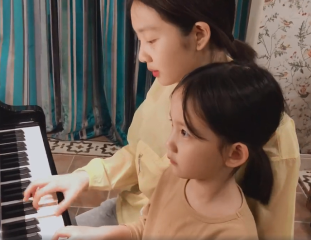 小菠萝不小 菠萝噗噗 菠萝将军 全套