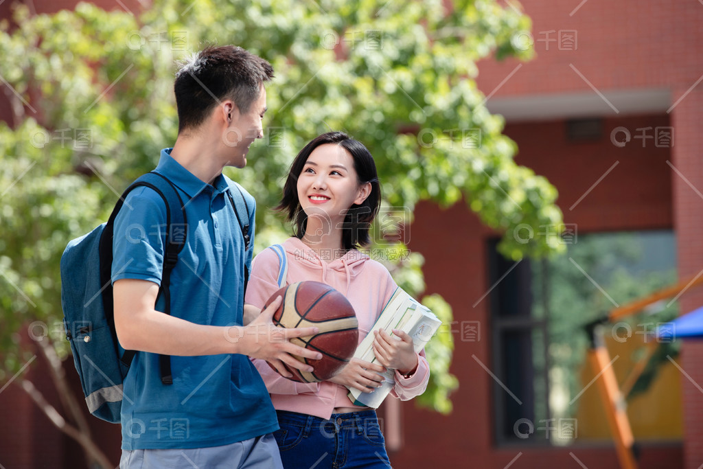 未成年举牌福利 未成立即向平台举报