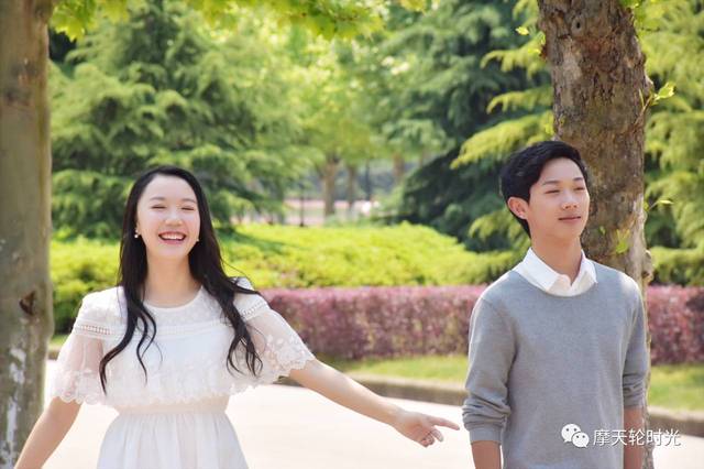 桃子红了视频 农家生活的桃红视频短视频