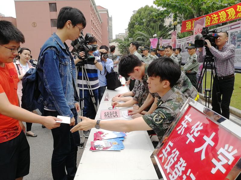 精品国内成人综合亚洲