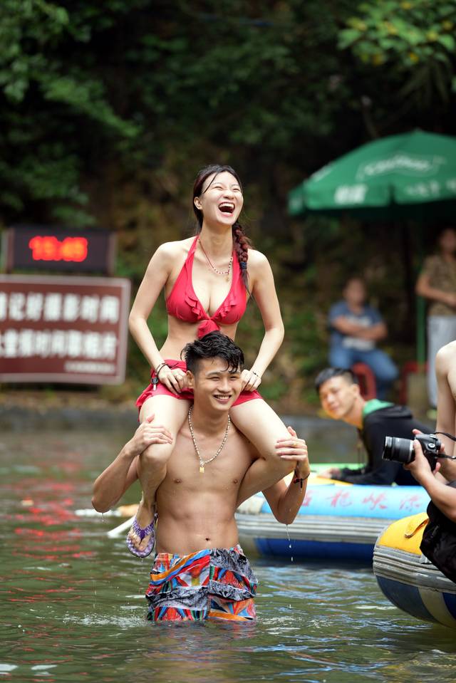 秦彻视频 文学）进行科普或讲解