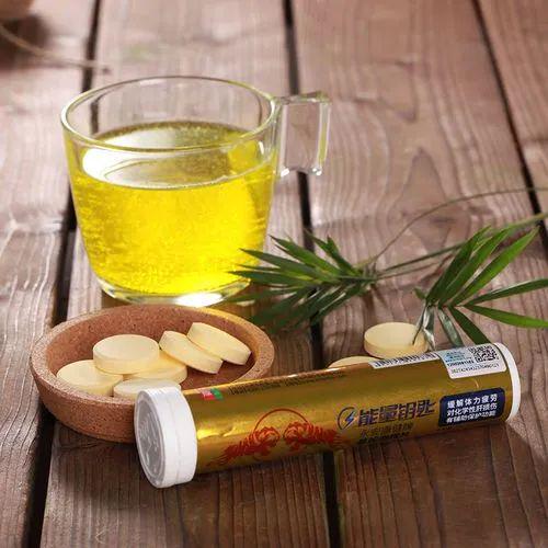 困困狗按摩 困困再考虑通过按摩辅助放松