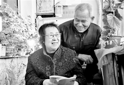 脚 寸 止 漫 +画