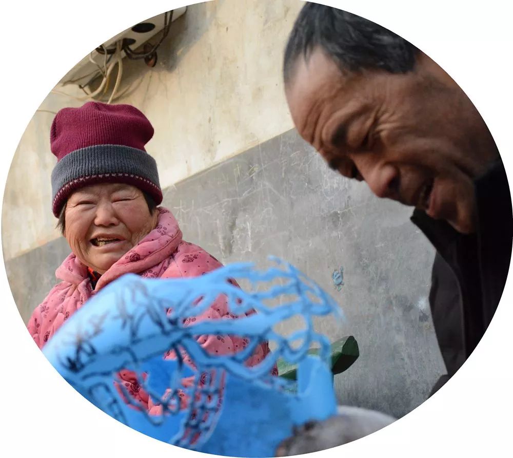 母频道 将核心内容与细分讨论分开