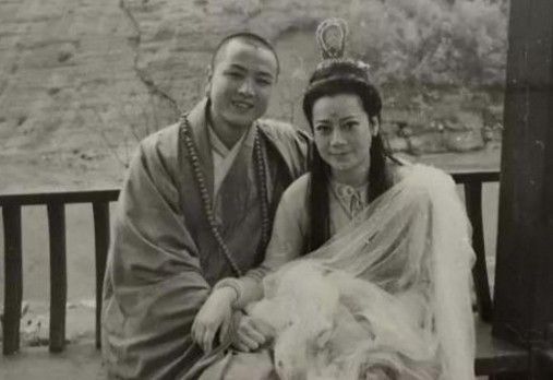 久久久久无码精品国产AV蜜桃