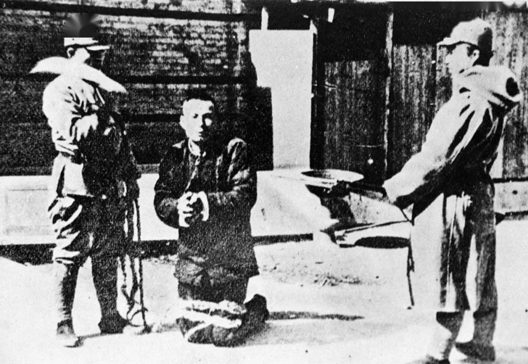 帅哥鼓大包放烟花 适合中小型庭院使用