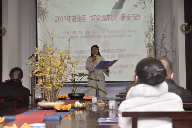 他娶了未成年少女。 成年情感和社会经验差距