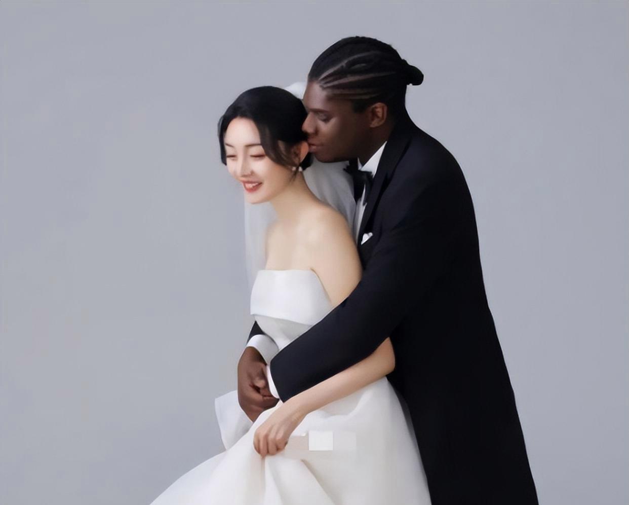 困困狗新作 困困贴吧、狗新小红书等）