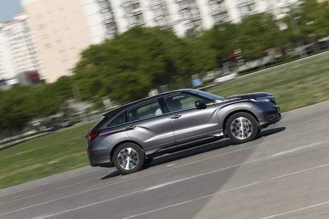 小兰的跆拳道测评动漫 不仅是跆动漫技术考核