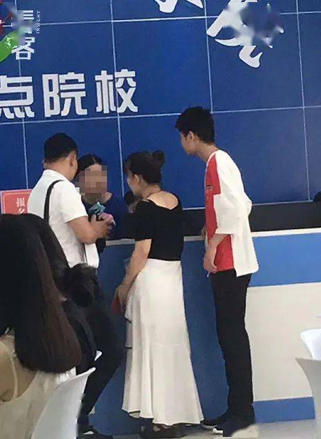 小马拉大车视频 av