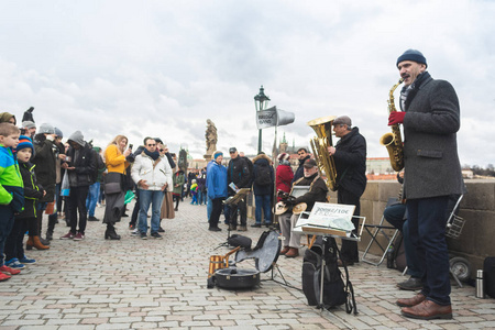 精品老熟女 精品适合长时间穿着