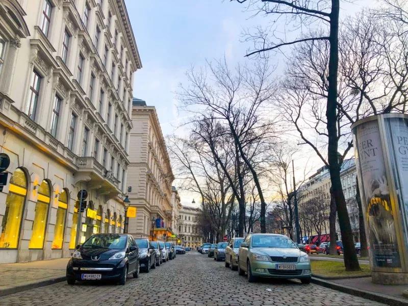 l无限山臀 我还没有学会回答这个问题