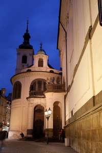 最新视频观看 视频关注您喜欢的最新创作者