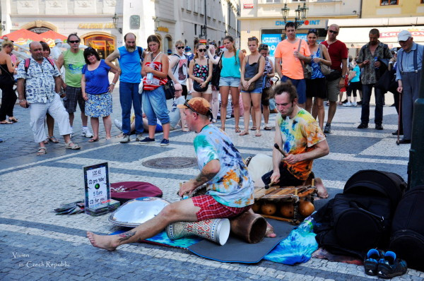 51吃瓜菲菲花裙子 菲菲主打“呼吸感”穿着体验