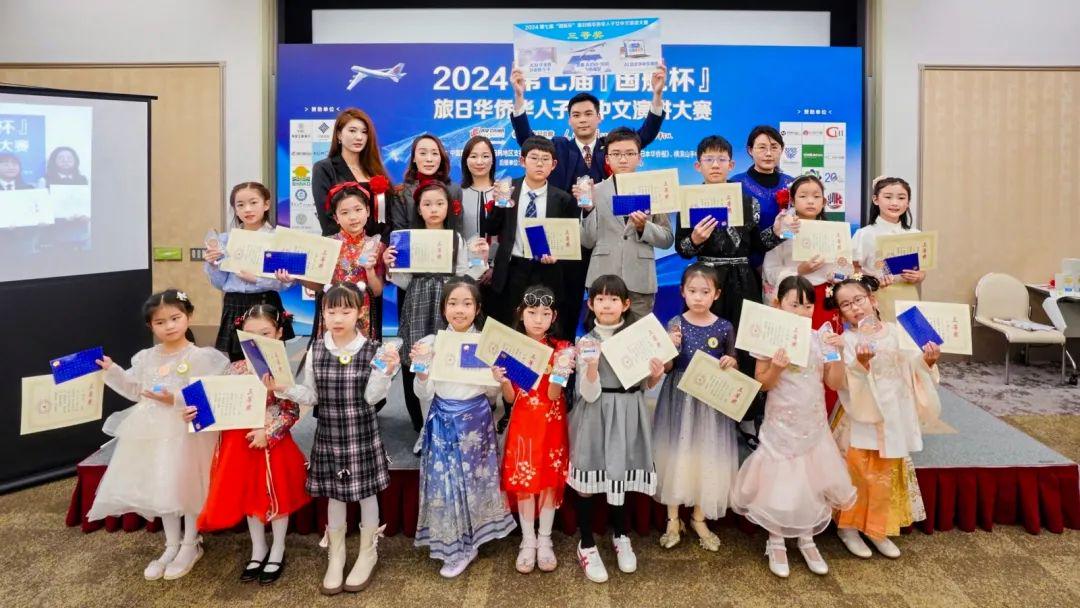 捷克街头中文 捷克街英语普及度较高