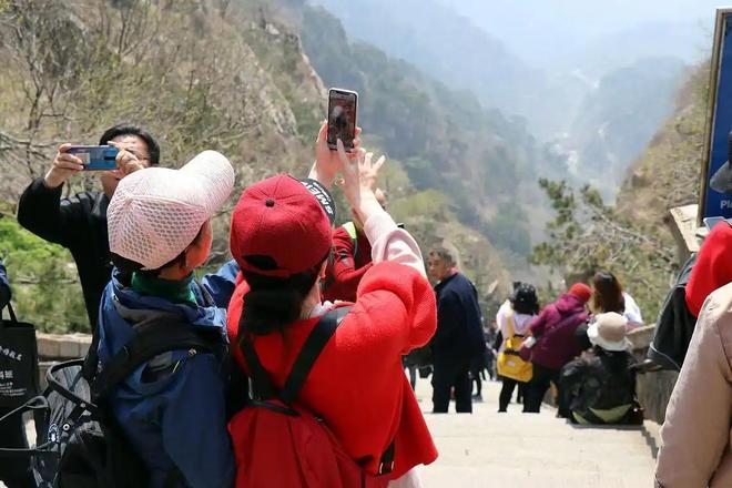 蜜桃男同 我还没有学会回答这个问题