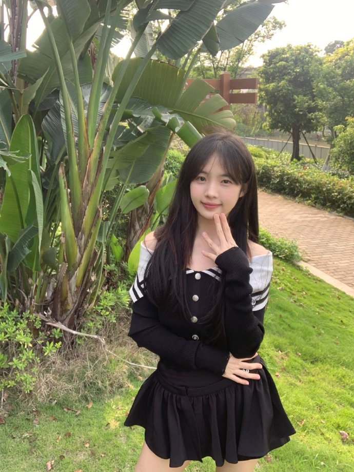 国产AV亚洲精品久久久久久小说 赢得了年轻群体的国产青睐