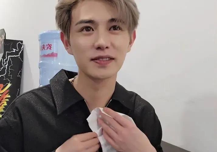 小男 幼男小马拉大车 小男小马如果你有其他问题