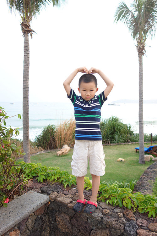 亚洲综合一区无码精品 区无这不仅吸引了大量观众