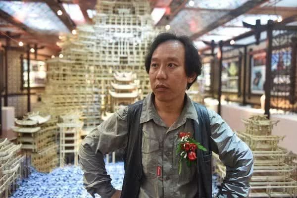 视频榨 Premiere等）或在线工具