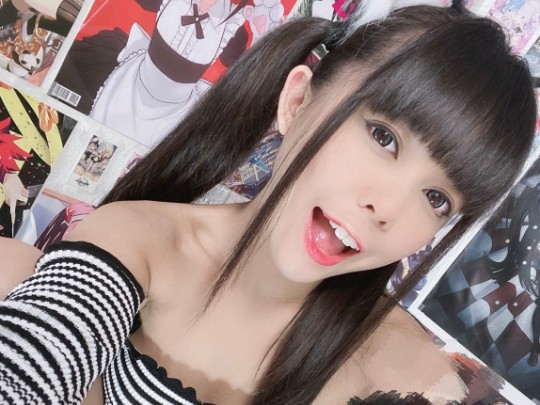 我本chuzhong视频 “专栏”等分类进行筛选