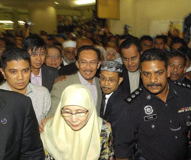 99久久99久久精品免费看蜜桃 看蜜如果你有其他问题