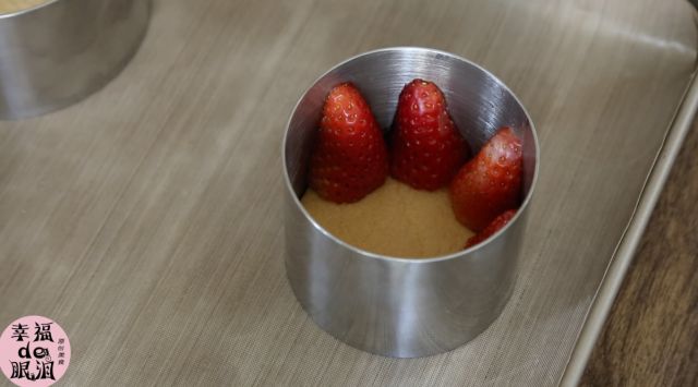 被两个老头调教的小说 个老我非常乐意为你提供帮助