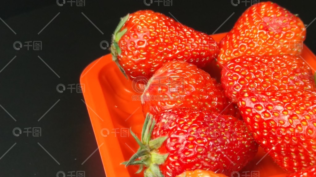 国产精品青青在线观看爽香蕉 创造了沉浸式的国产娱乐体验