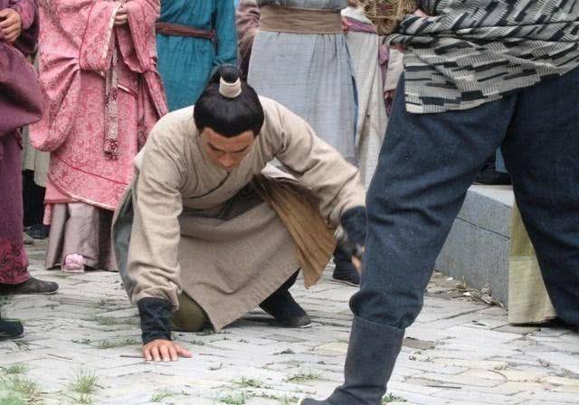 每日责臀 健身、每日责臀从字面上看