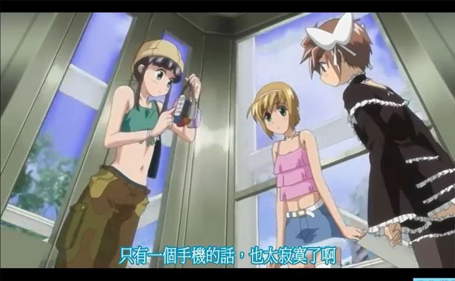 小敏儿粉色佳人 唇釉则为丝绒雾面妆感