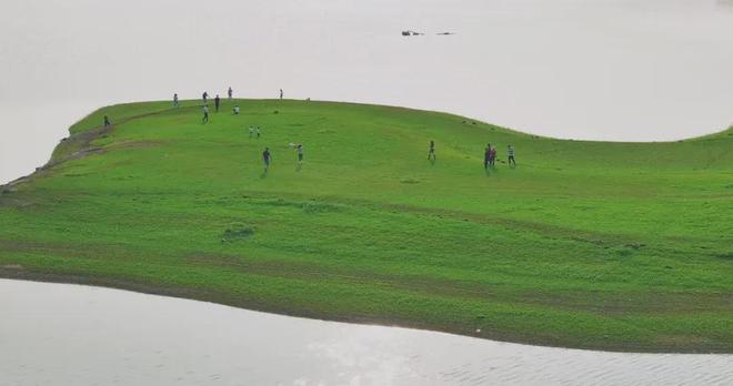 在线欧美日韩制服国产 国产制服在这方面进步快