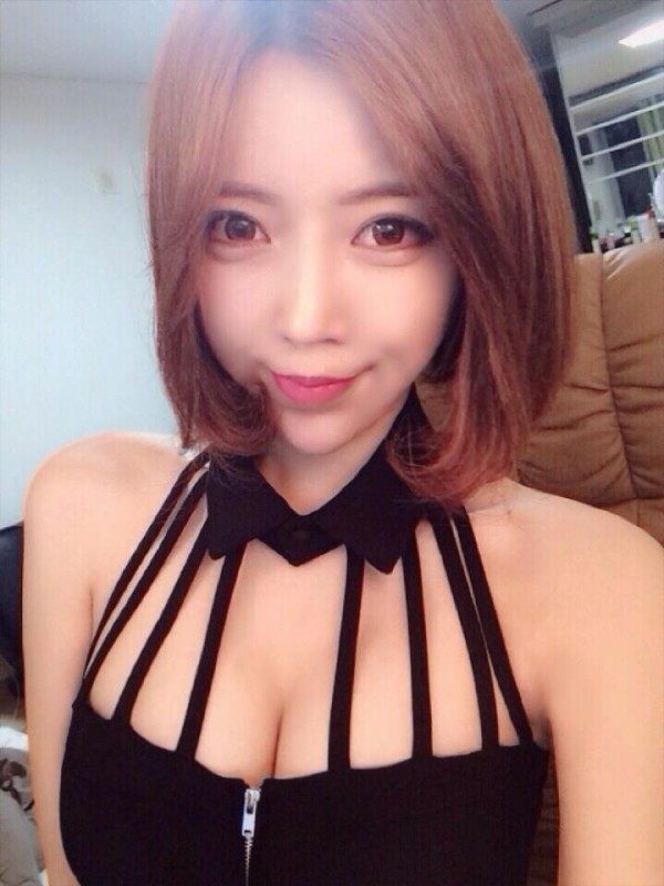 鲁一雪动画 AniDB）用关键词组合搜索